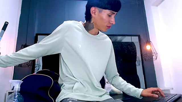 Daniel_delux_ live sex cam