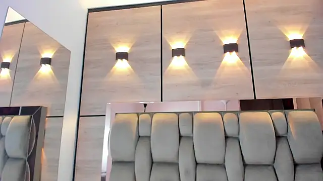 karol_lewiss live sex cam