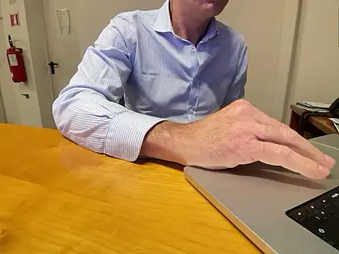 SimonZydar live sex cam