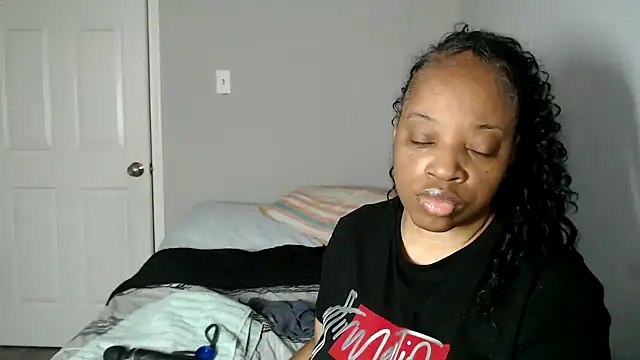 Sexymona1218 live sex cam