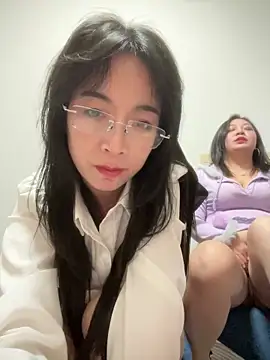 yourkeer live sex cam