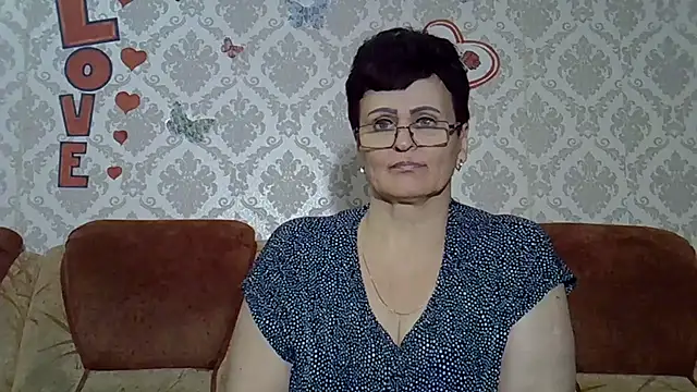 PaulaGolden live sex cam