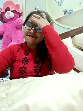 urvashi01224 live sex cam