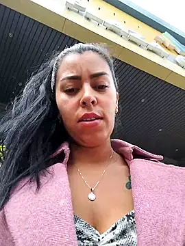 Luianna live sex cam