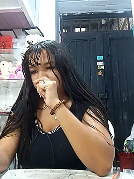 VivienAndClark live sex cam