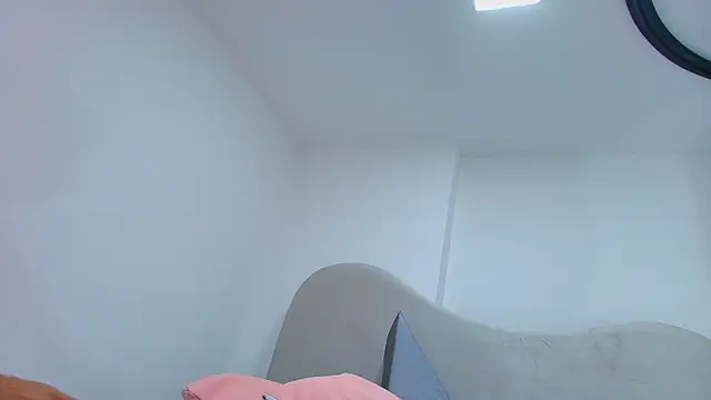 kira_mz live sex cam