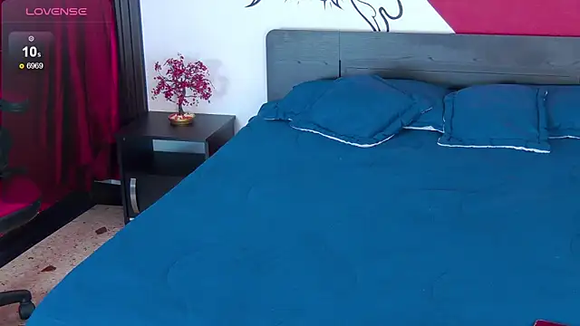 Maylu_Fox live sex cam