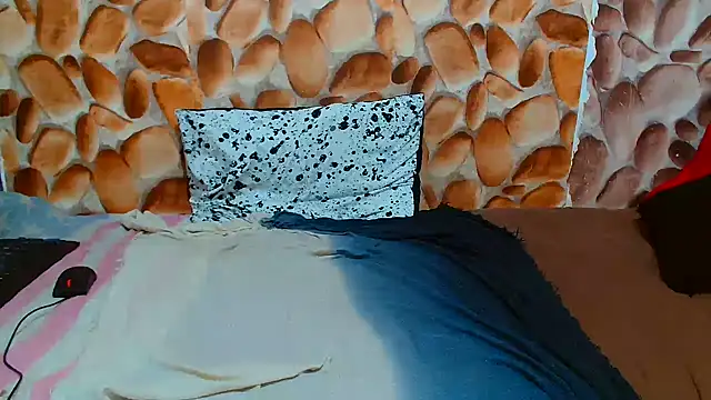 AfricanBigAssxx98 live sex cam