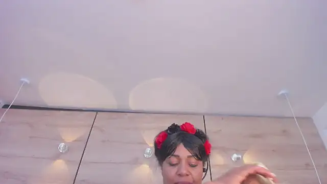 martina_touss live sex cam