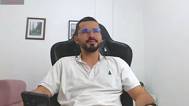 Massimoo_07 live sex cam