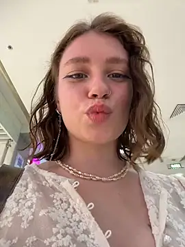 lucy-joy live sex cam