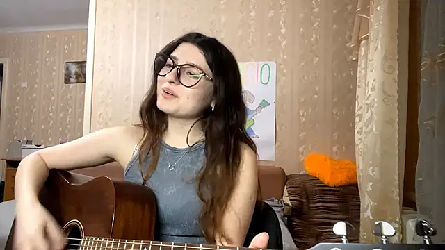 DonnieBooton live sex cam