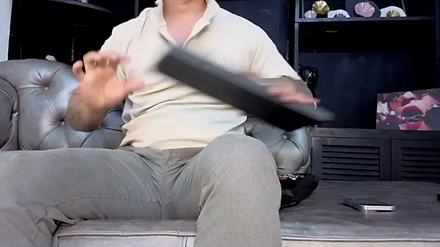 matteosantos live sex cam