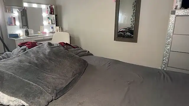 Sophiasecretsx live sex cam