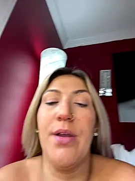 LittleMissEeve live sex cam