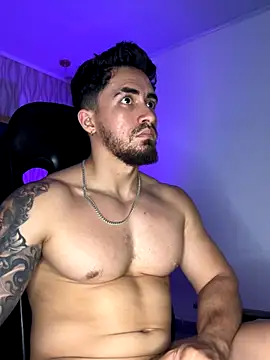 Brad_Summer live sex cam