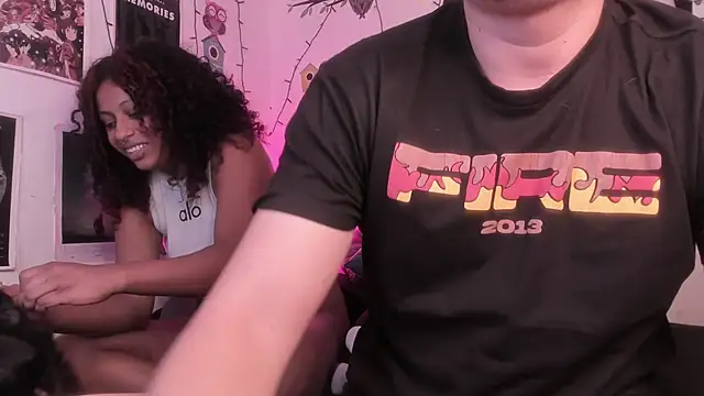 hothoneychile live sex cam