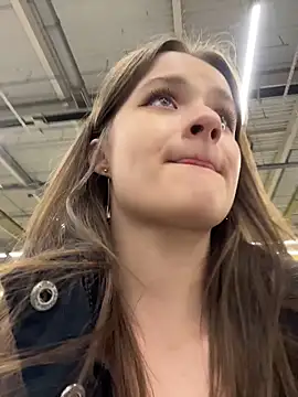 KittyQueeny live sex cam