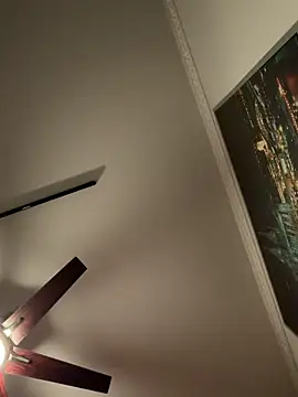 Hornyblond_Bella live sex cam