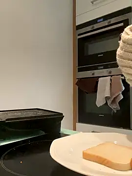 CherryEmmy live sex cam