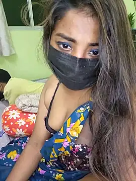 Trending_Couple live sex cam