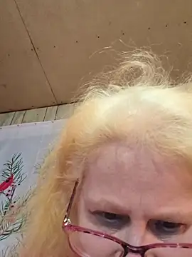 davisdesires@xh live sex cam