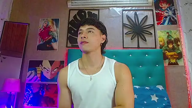 LiamAndrewzz live sex cam