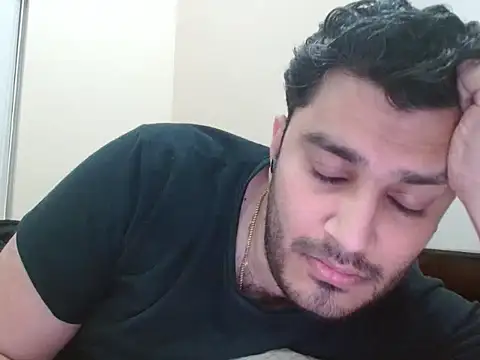 robintoit live sex cam