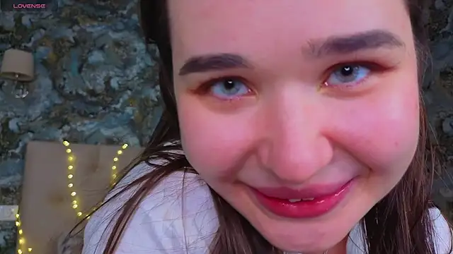 KateBleare live sex cam