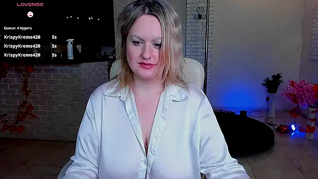 MariemLui live sex cam