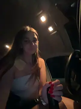 DoriDeluxe66 live sex cam