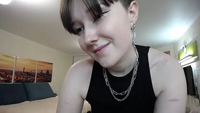 Kira_Bakker live sex cam