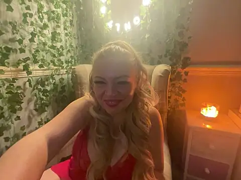 BonnyDesire live sex cam