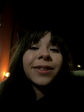 YumiLux live sex cam