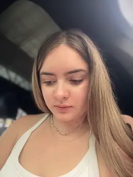 imlindapink live sex cam