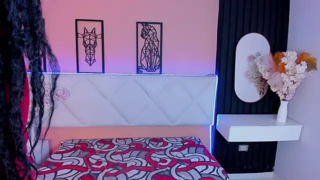 Charlotte_evanns_1 live sex cam