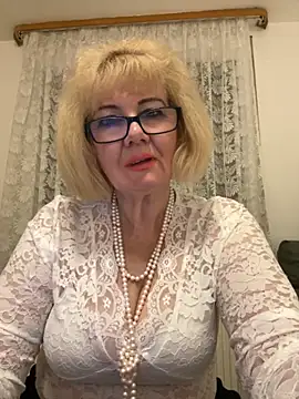 BoloshkaBlonda live sex cam