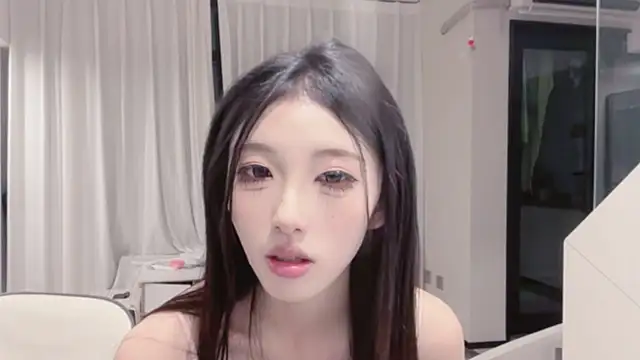 ZhaoZhao-ZM live sex cam