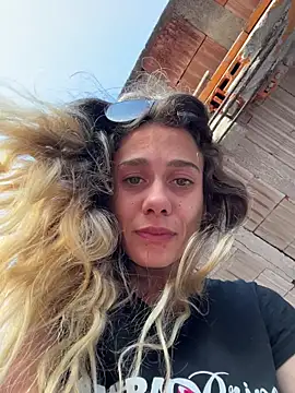 blond-96 live sex cam