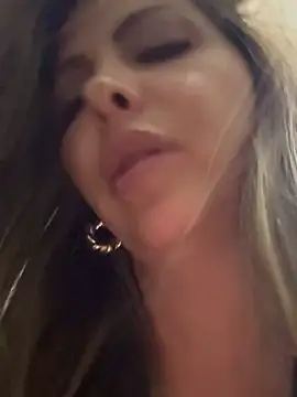 _Abril-Office1 live sex cam