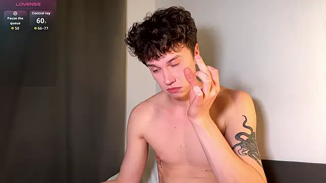 Ethanaox live sex cam