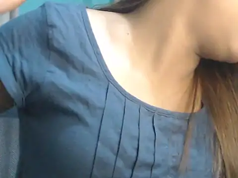 NancyRuvi live sex cam