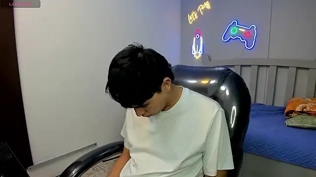 StiwenTwink live sex cam