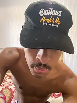 Eduardosexy00091 live sex cam