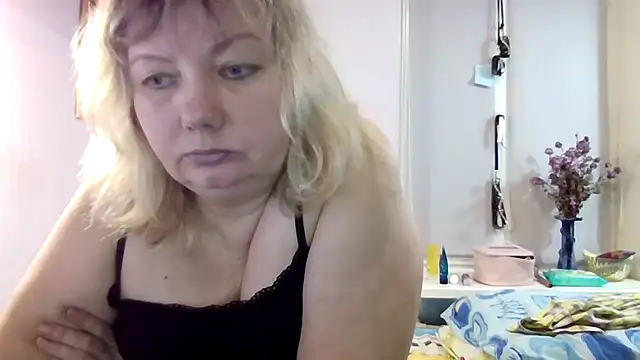 Lusi-777 live sex cam