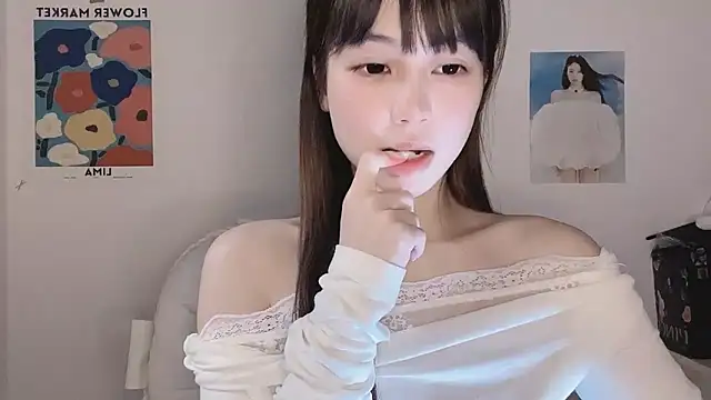 -Hottie live sex cam