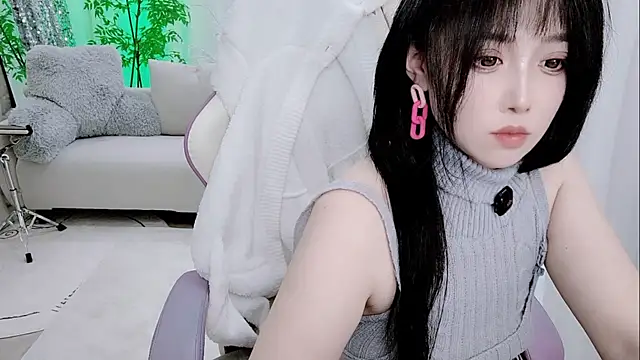 Evangelin-e live sex cam