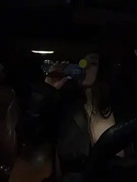 CharmingRuby live sex cam