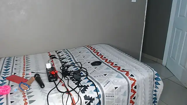 Lunalee live sex cam