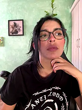 Cristal_Cerati_ live sex cam